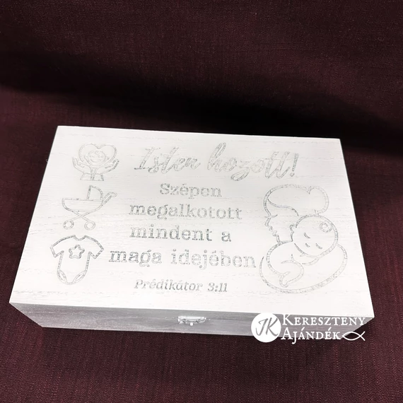 Isten hozott! Szépen megalkotott mindent a maga idejében - igés, gravírozott, keresztény feliratos, festett, fa doboz, BABASZÜLETÉS / KERESZTELŐ alkalmából ( 33 x 21 x 9,4 cm )