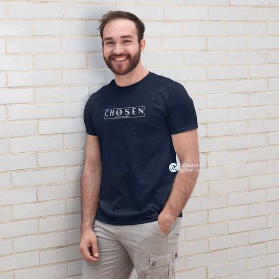 Chosen - not forsaken - igés, mintás, keresztény feliratos, kereknyakú férfi póló, SÖTÉTKÉK S - 2XL méretben ( S )