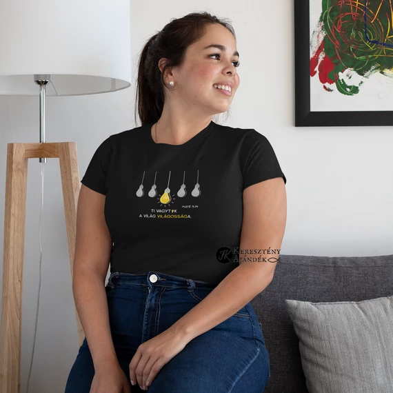 Ti vagytok a világ világossága-  igés, mintás, keresztény feliratos, kereknyakú női póló, FEKETE XS - 2XL méretben ( XS )