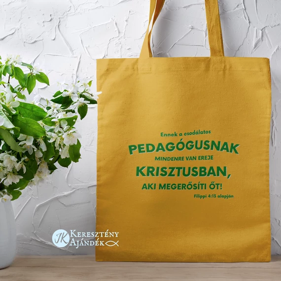 Ennek a csodálatos pedagógusnak mindenre van ereje Krisztusban, aki megerősíti őt! - igés, keresztény feliratos, hosszúfülű vászontáska ( SÁRGA - ZÖLD minta )